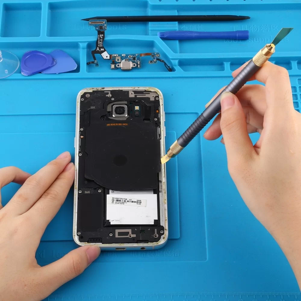 Picture of QIANLI 011 Multifunctioal CPU IC Glue Remover Knife Thin Blade Motherboard BGA Chip Glue Cleaning Knife